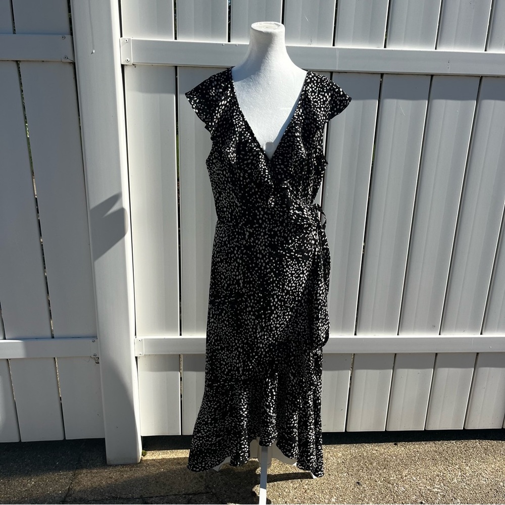 Max Studio Black and White Patterned Midi Wrap Dress